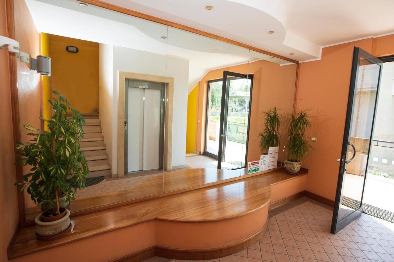B&B Calima - - Completo Relax Spoltore Екстериор снимка